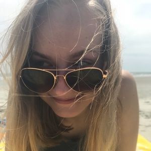 Meet your Posher, Mackenzie